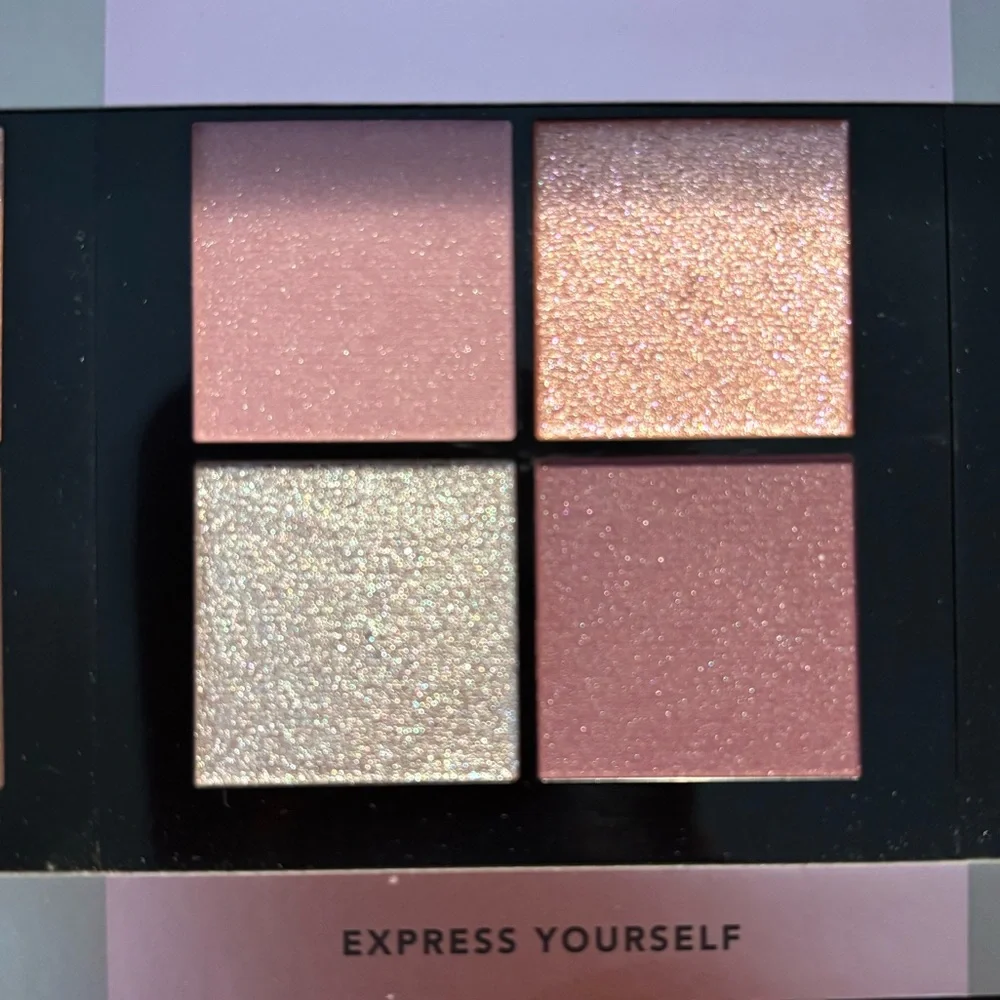 Buxom Forever Babe Eyeshadow Palette